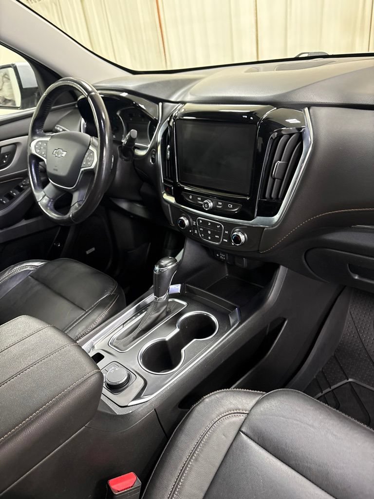 Used 2020 Chevrolet Traverse RS FWD image 27