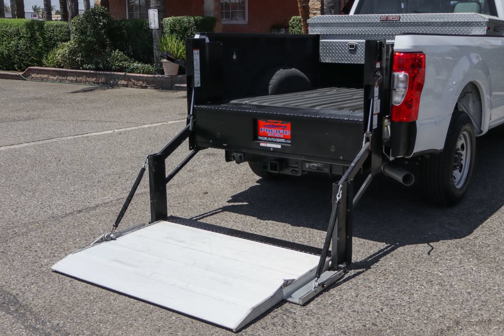 Used 2021 Ford F250 XL w/ Power Equipment Group RWD image 11