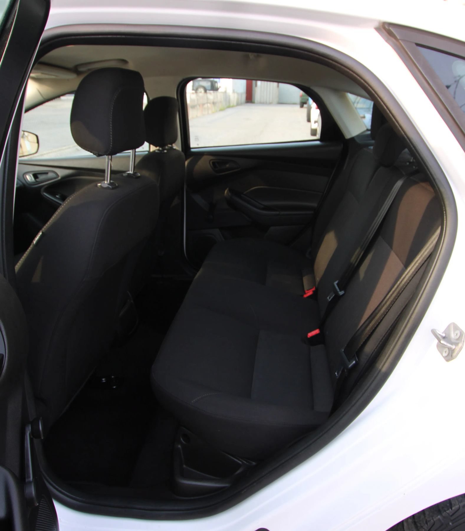 Used 2017 Ford Focus S FWD image 11