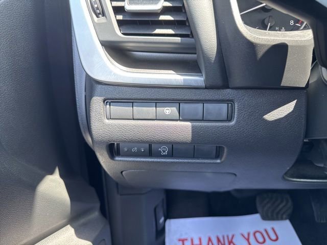 Used 2023 Nissan Rogue SV AWD/4WD image 20