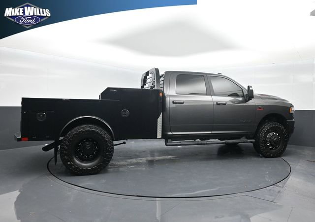 Used 2024 RAM 3500 Laramie w/ Night Edition AWD/4WD image 8