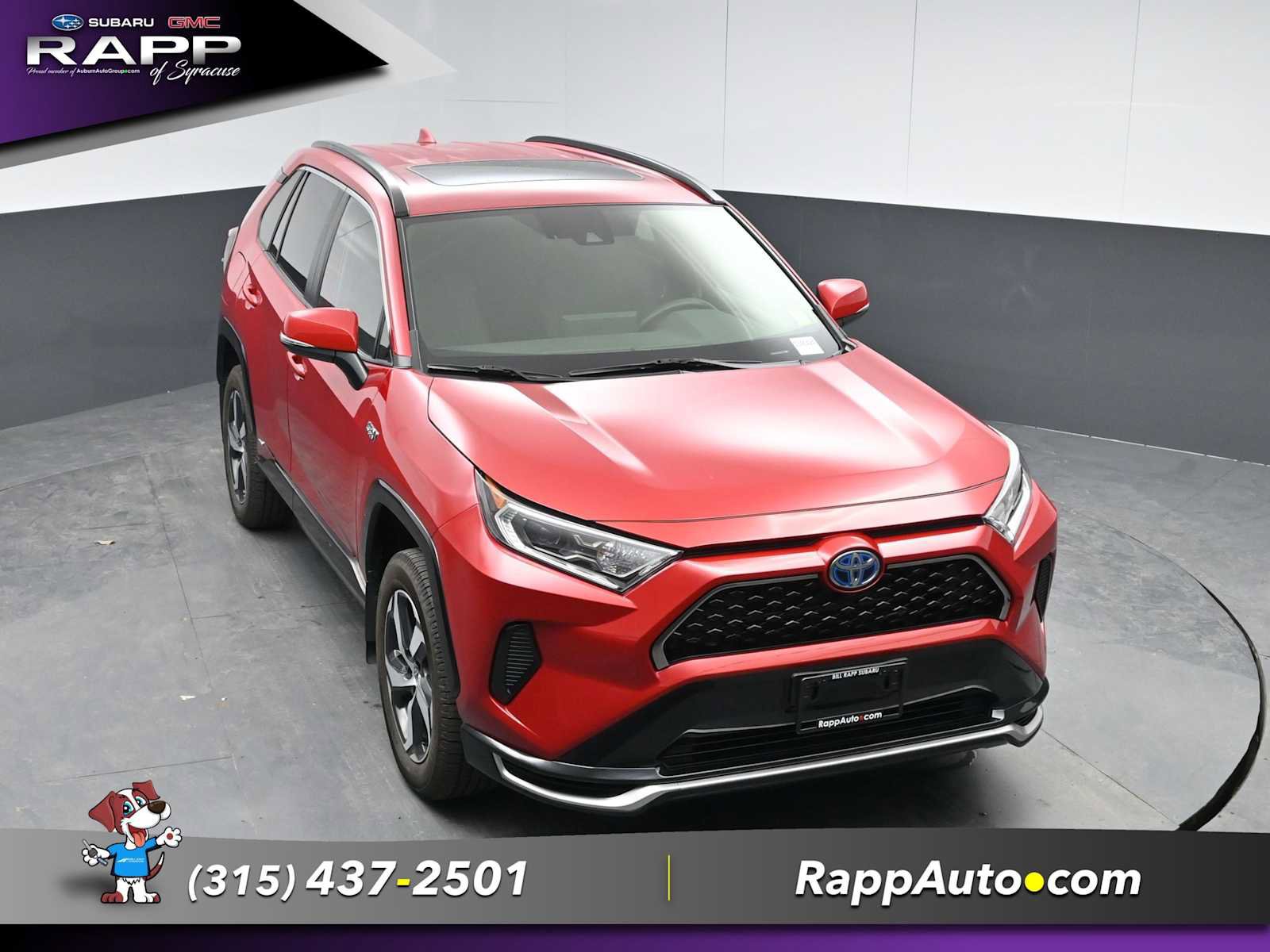 Used 2021 Toyota RAV4 SE w/ Weather & Moonroof Package image 26