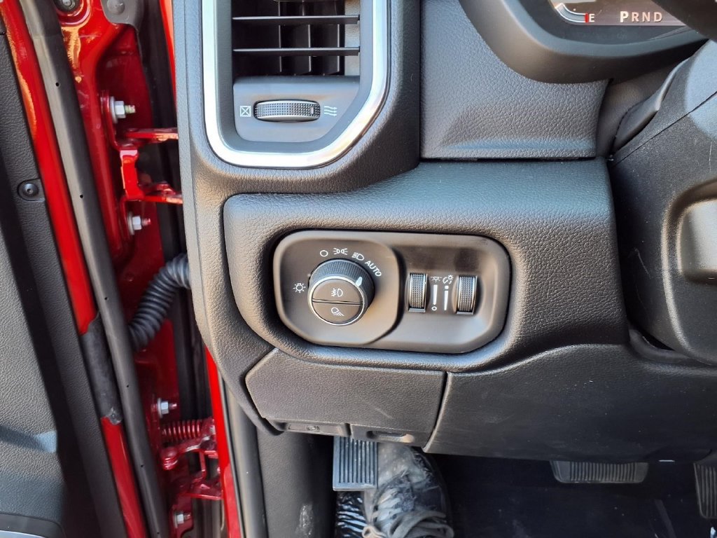 New 2027 RAM 3500 Laramie AWD/4WD image 16