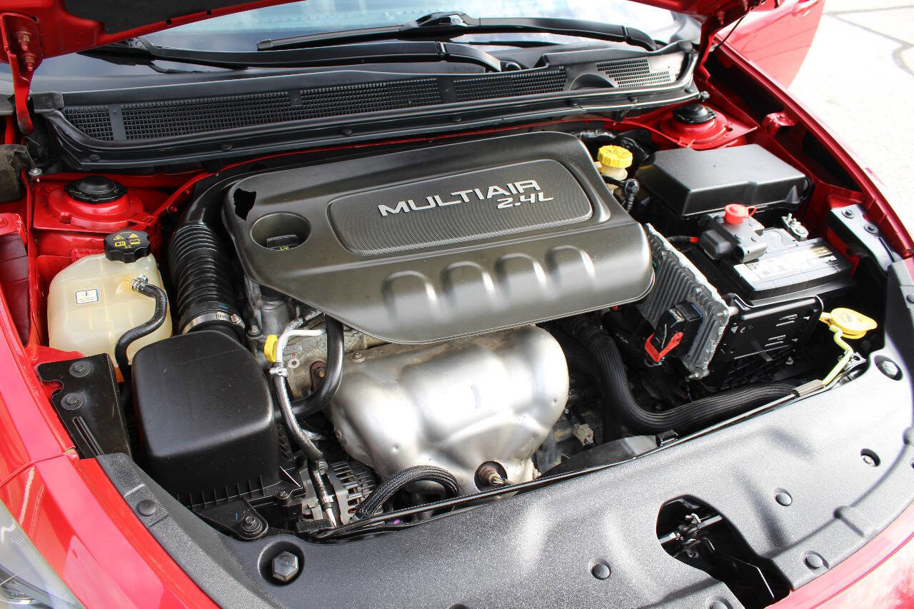 Used 2014 Dodge Dart SXT image 18