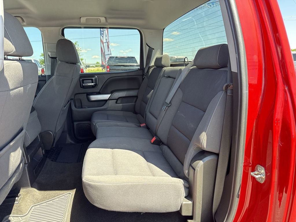 Used 2018 Chevrolet Silverado 1500 LT w/ All Star Edition AWD/4WD image 19