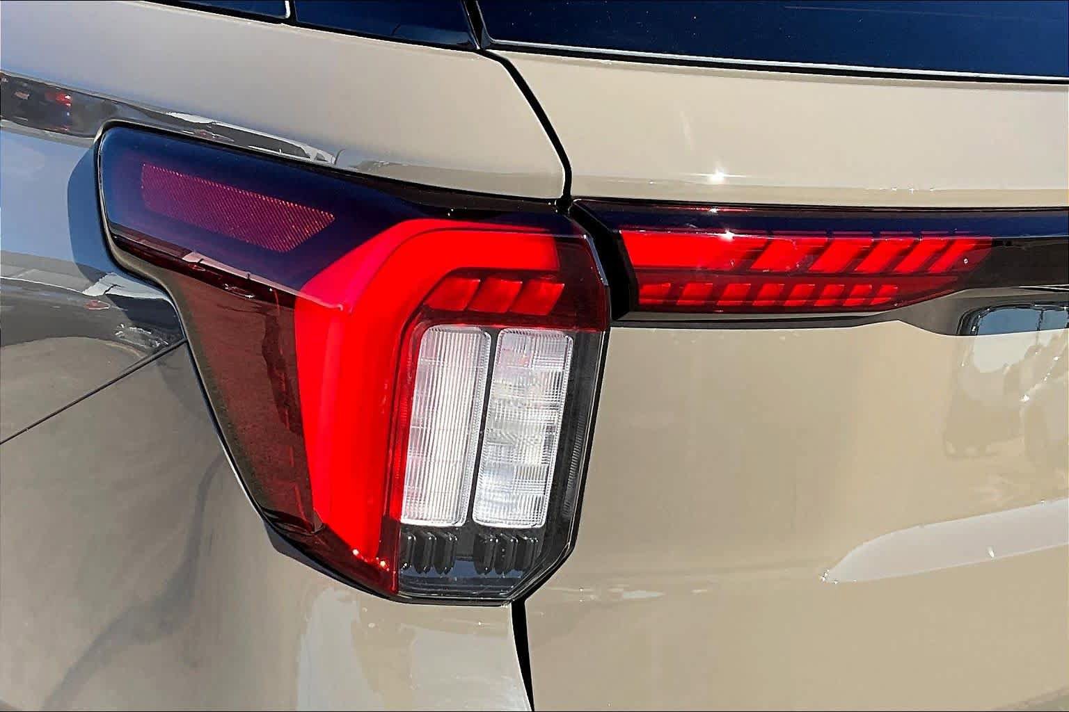 New 2026 Ford Explorer Tremor AWD/4WD image 14