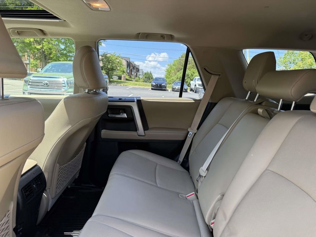 Used 2017 Toyota 4Runner Limited AWD/4WD image 17