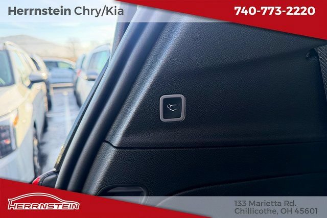 New 2026 Chrysler Voyager LX FWD image 26
