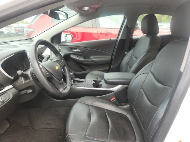 Used 2017 Chevrolet Volt LT w/ Comfort Package FWD image 8