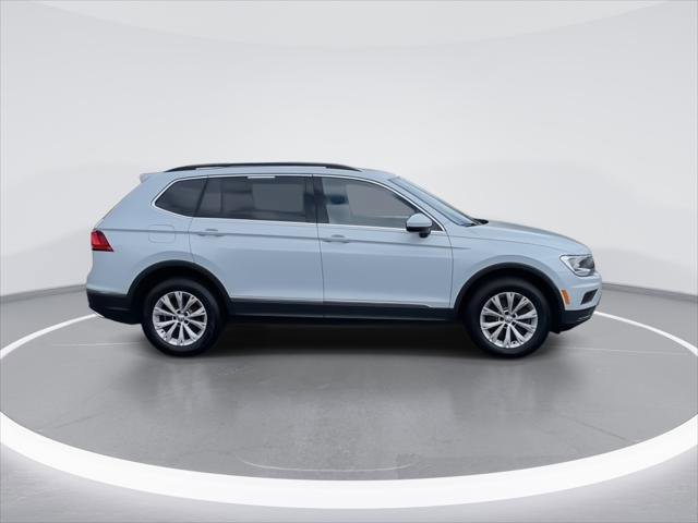 Used 2018 Volkswagen Tiguan SE AWD/4WD image 9