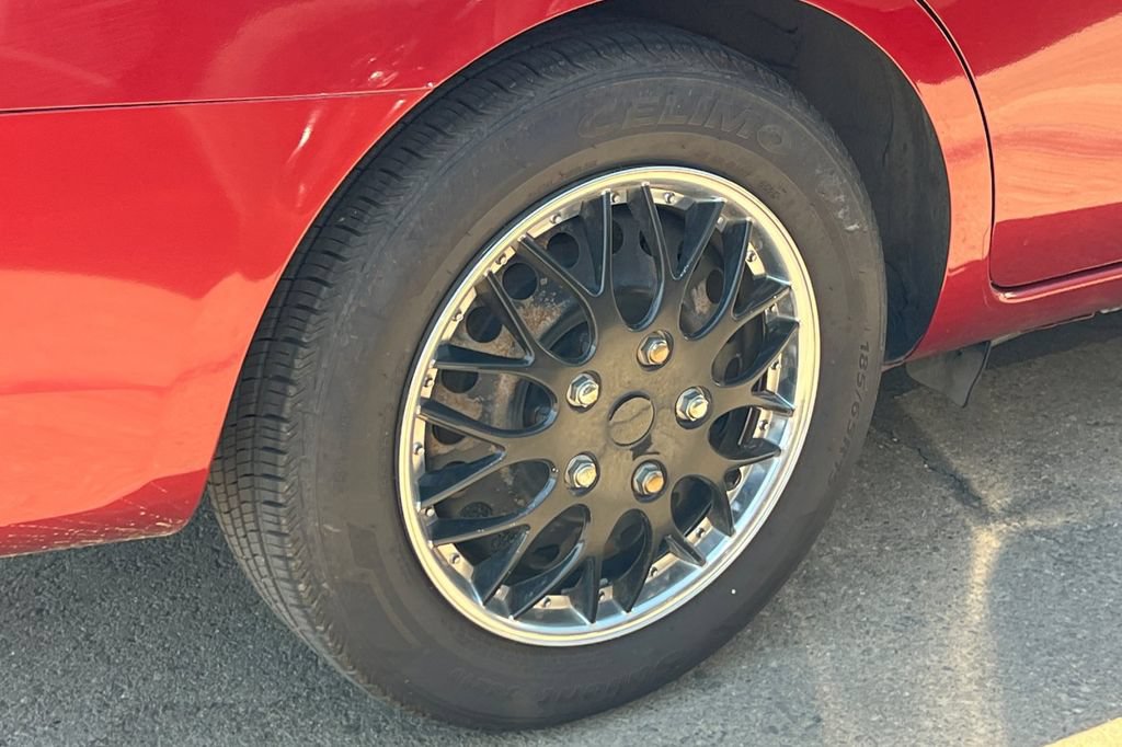 Used 2019 Nissan Versa S Plus FWD image 5