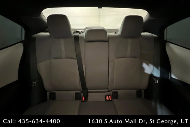 Used 2025 Toyota Corolla SE image 24