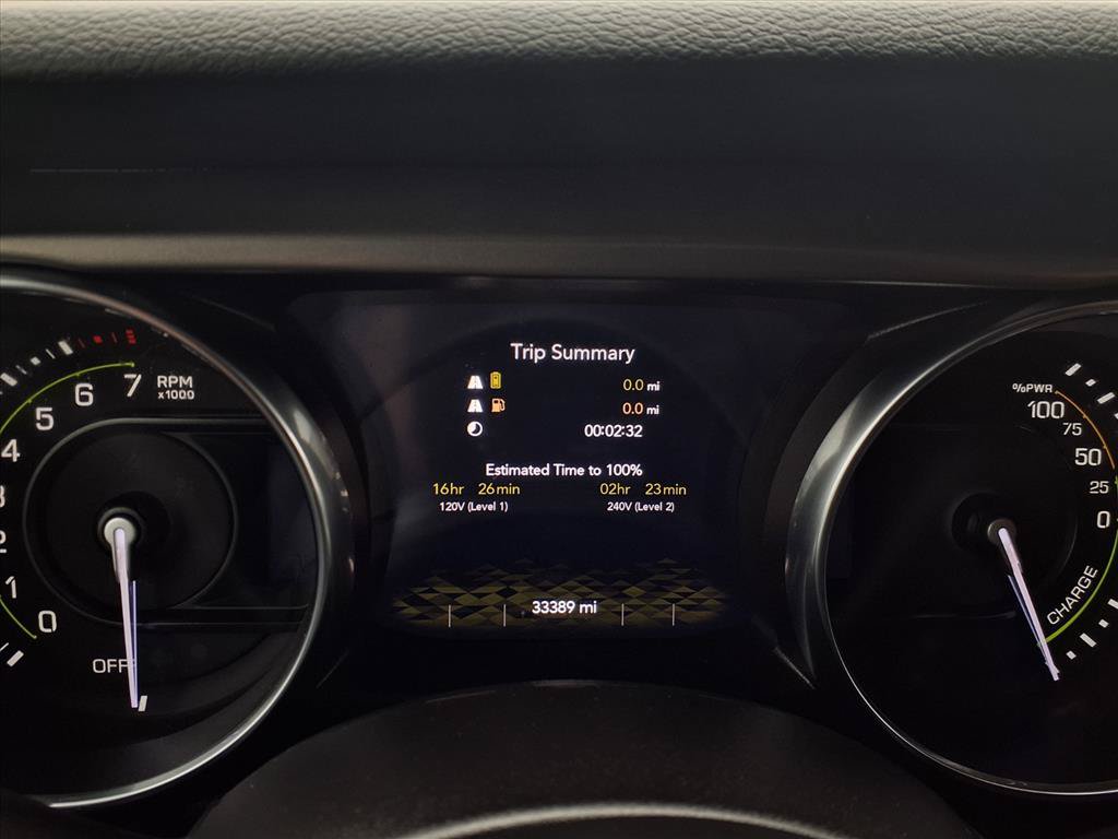 Used 2023 Jeep Wrangler Unlimited w/ Cold Weather Group AWD/4WD image 18
