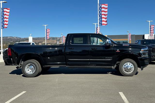 New 2026 RAM 3500 Limited image 3