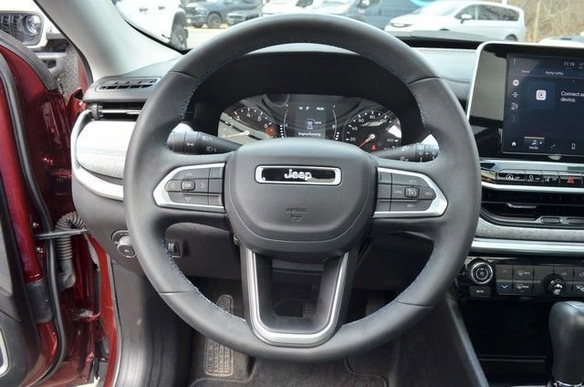 Used 2022 Jeep Compass Latitude w/ Sun and Sound Group image 19