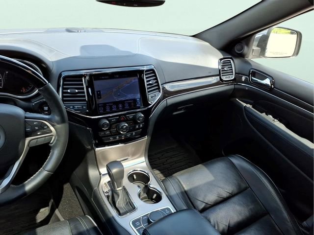 Used 2019 Jeep Grand Cherokee Overland AWD/4WD image 19