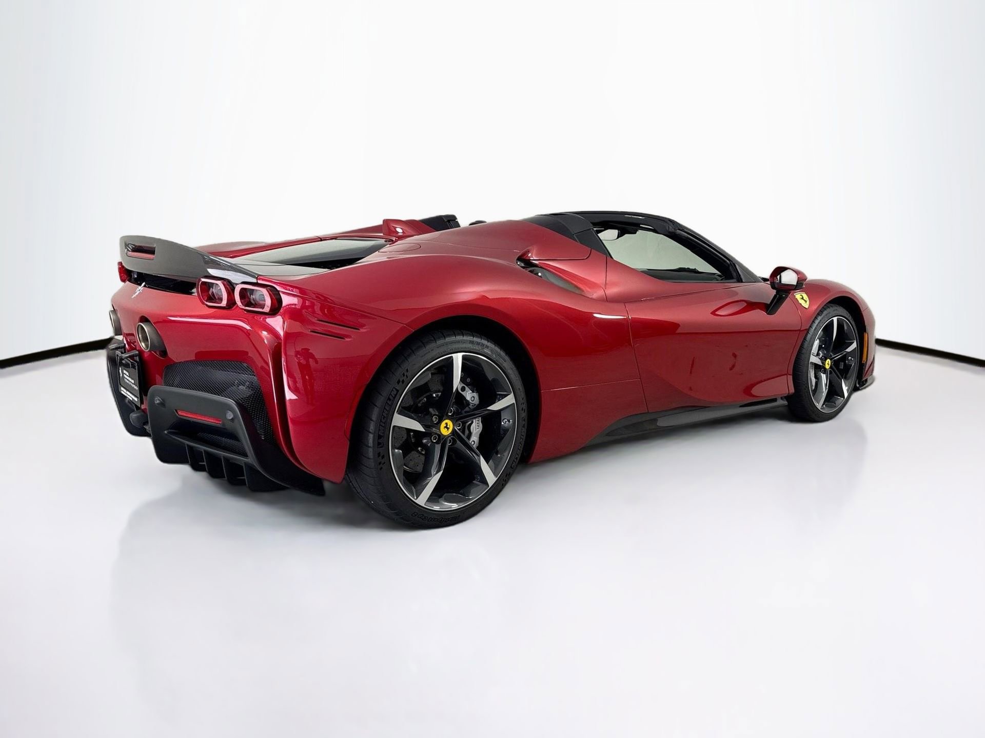 Certified 2022 Ferrari SF90 Spider AWD/4WD image 7