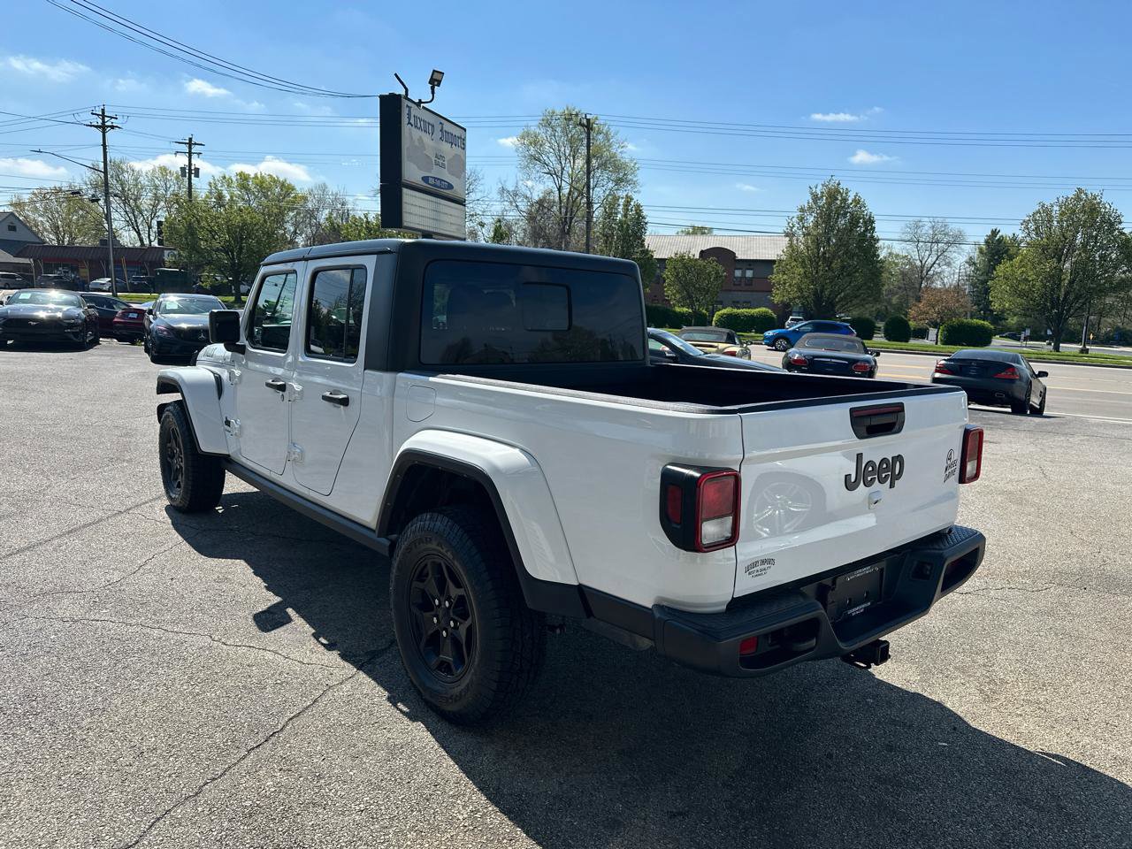 Used 2021 Jeep Gladiator Sport image 6