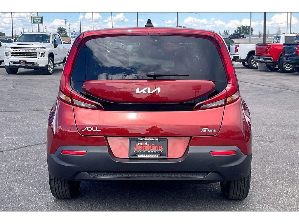 Used 2022 Kia Soul LX w/ Technology Package FWD image 4