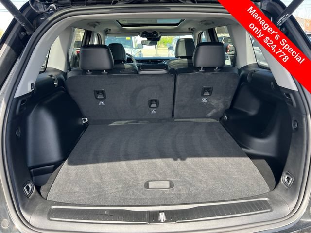 Used 2023 Jeep Grand Cherokee Limited AWD/4WD image 23