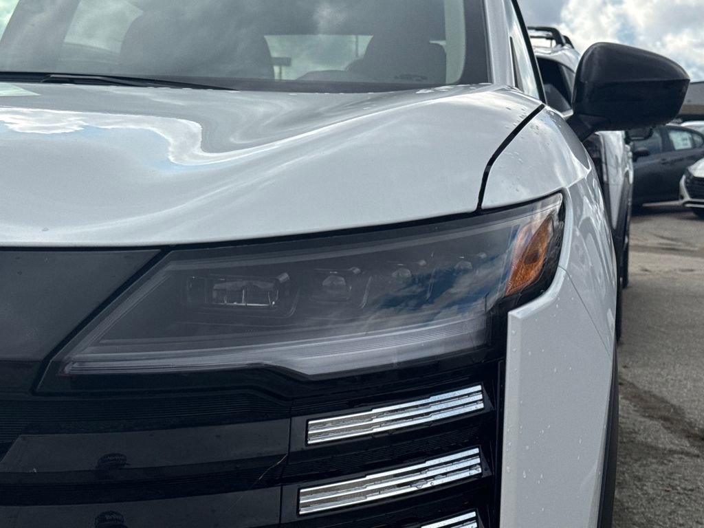 New 2026 Nissan Kicks SV image 6