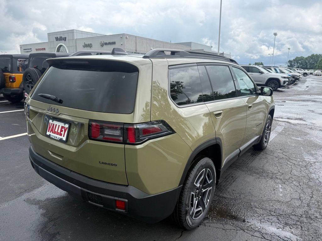 New 2026 Jeep Cherokee Laredo AWD/4WD image 3