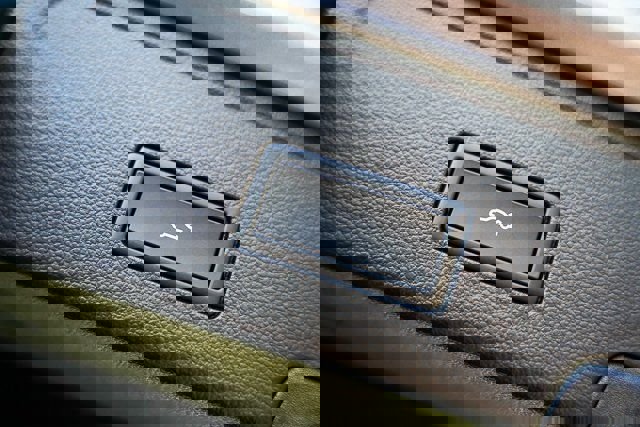 New 2026 Volkswagen Atlas Cross Sport SEL Premium R-Line image 32