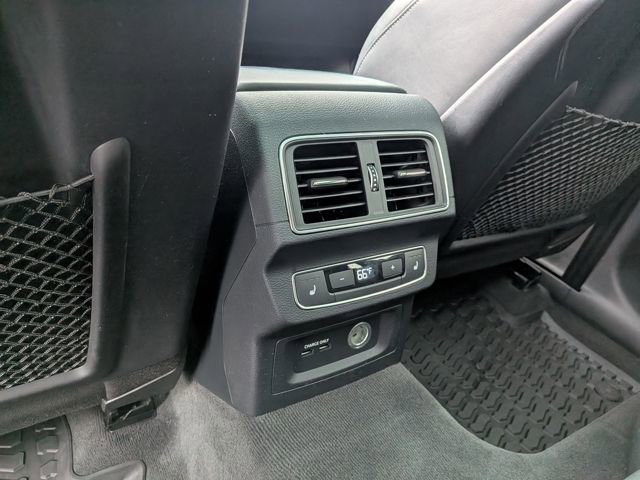 Used 2019 Audi SQ5 Premium Plus w/ Premium Plus Package image 19