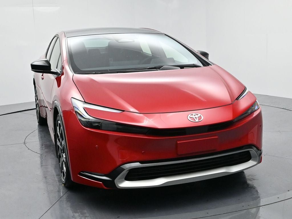 New 2026 Toyota Prius Plug-In Hybrid FWD image 2