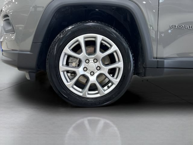 Used 2023 Jeep Compass Latitude AWD/4WD image 22