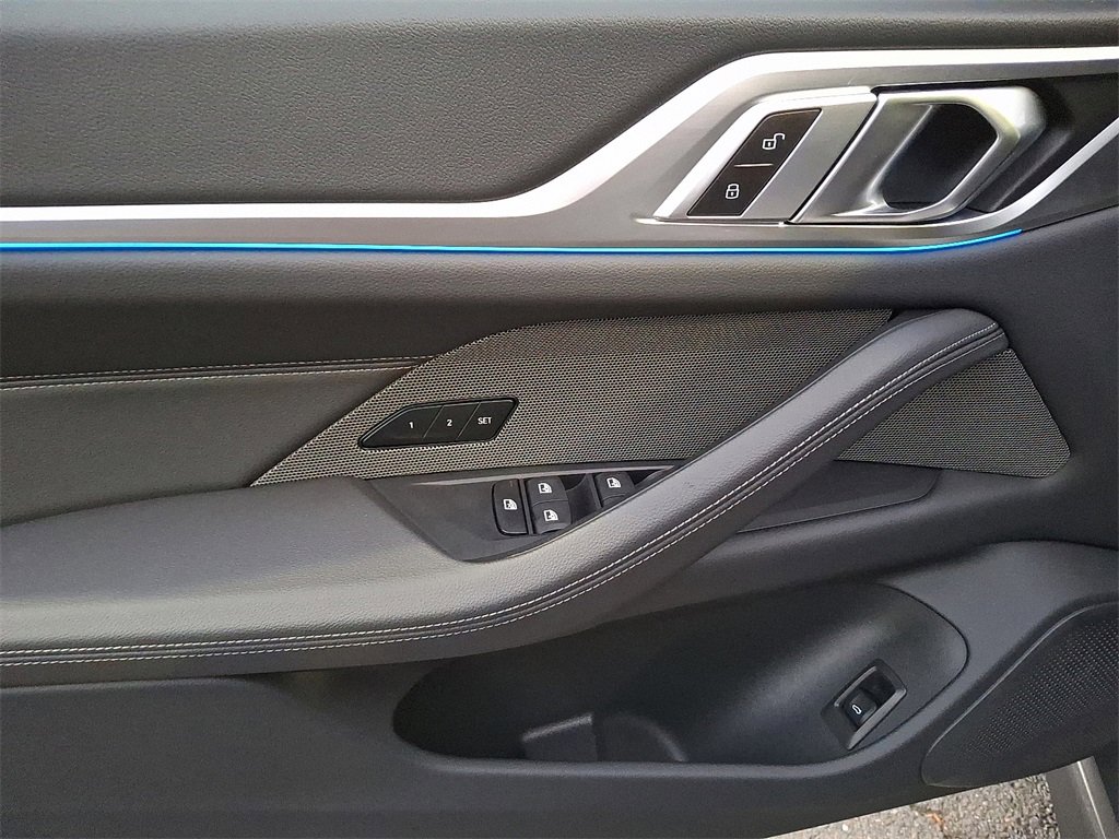 Used 2025 BMW i4 xDrive40i w/ Premium Package image 7