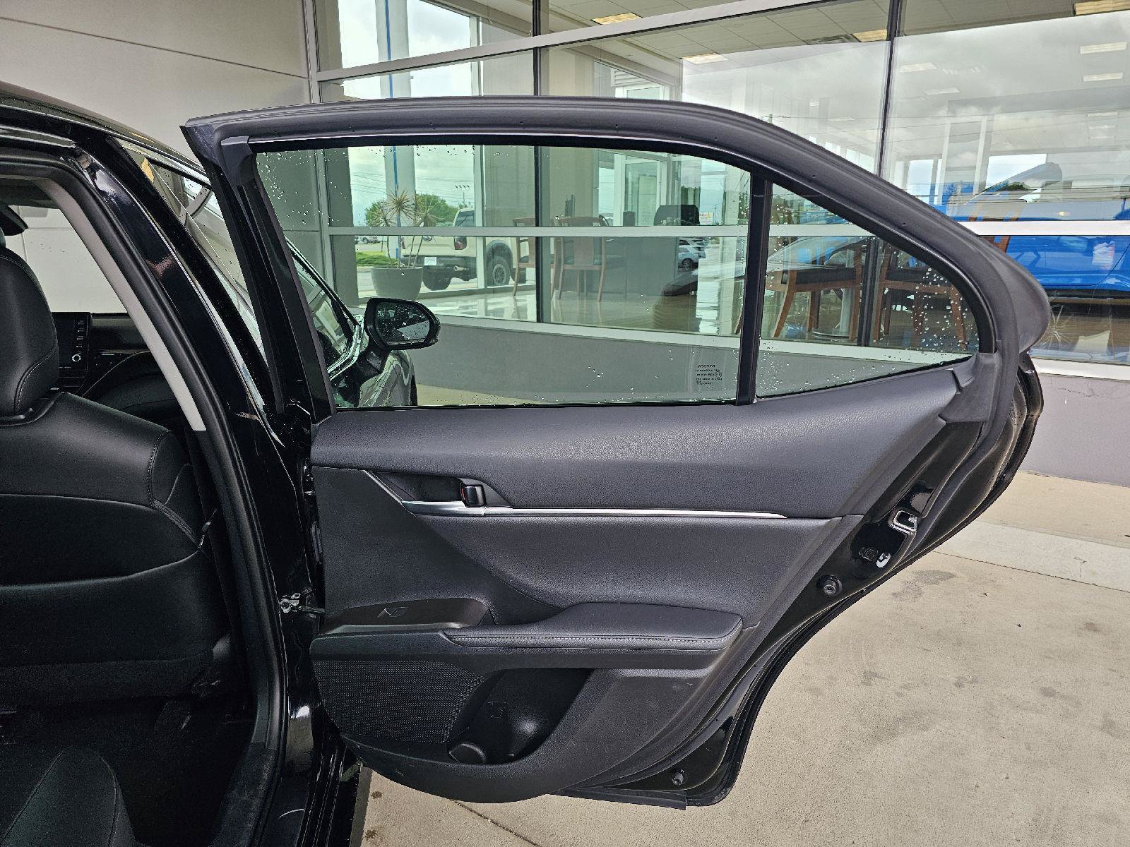 Used 2024 Toyota Camry XLE FWD image 13