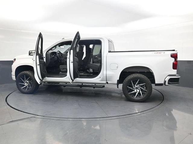 Used 2023 Chevrolet Silverado 1500 Custom AWD/4WD image 38