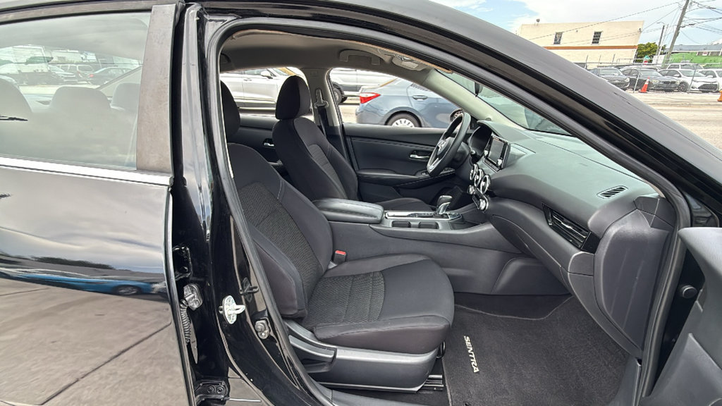 Used 2020 Nissan Sentra S FWD image 41