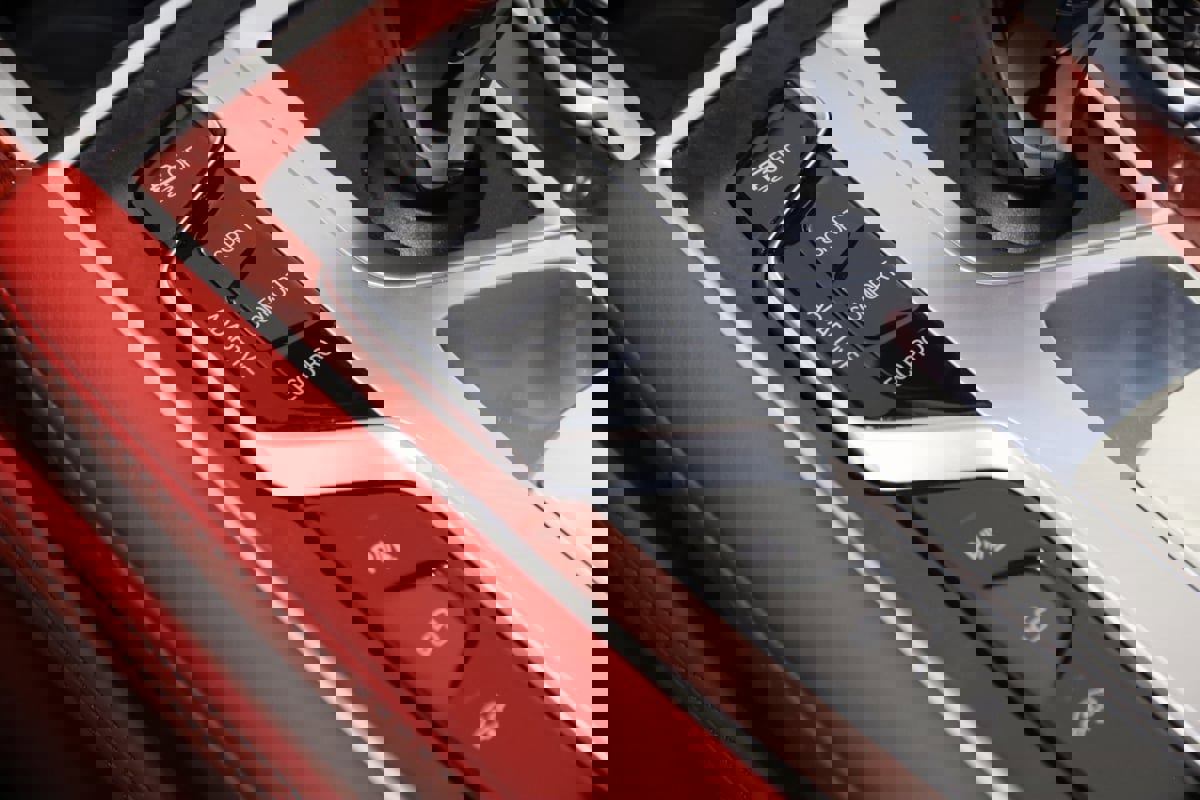 Used 2022 BMW ALPINA B7 xDrive w/ Luxury Rear Seating Package image 50