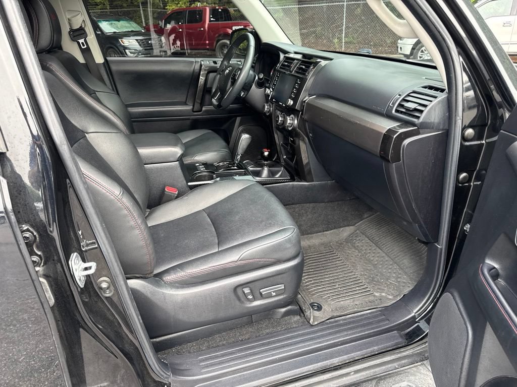 Used 2021 Toyota 4Runner Venture w/ Moonroof Package AWD/4WD image 11