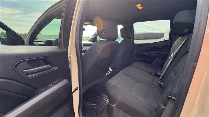 Used 2024 Chevrolet Colorado W/T image 38