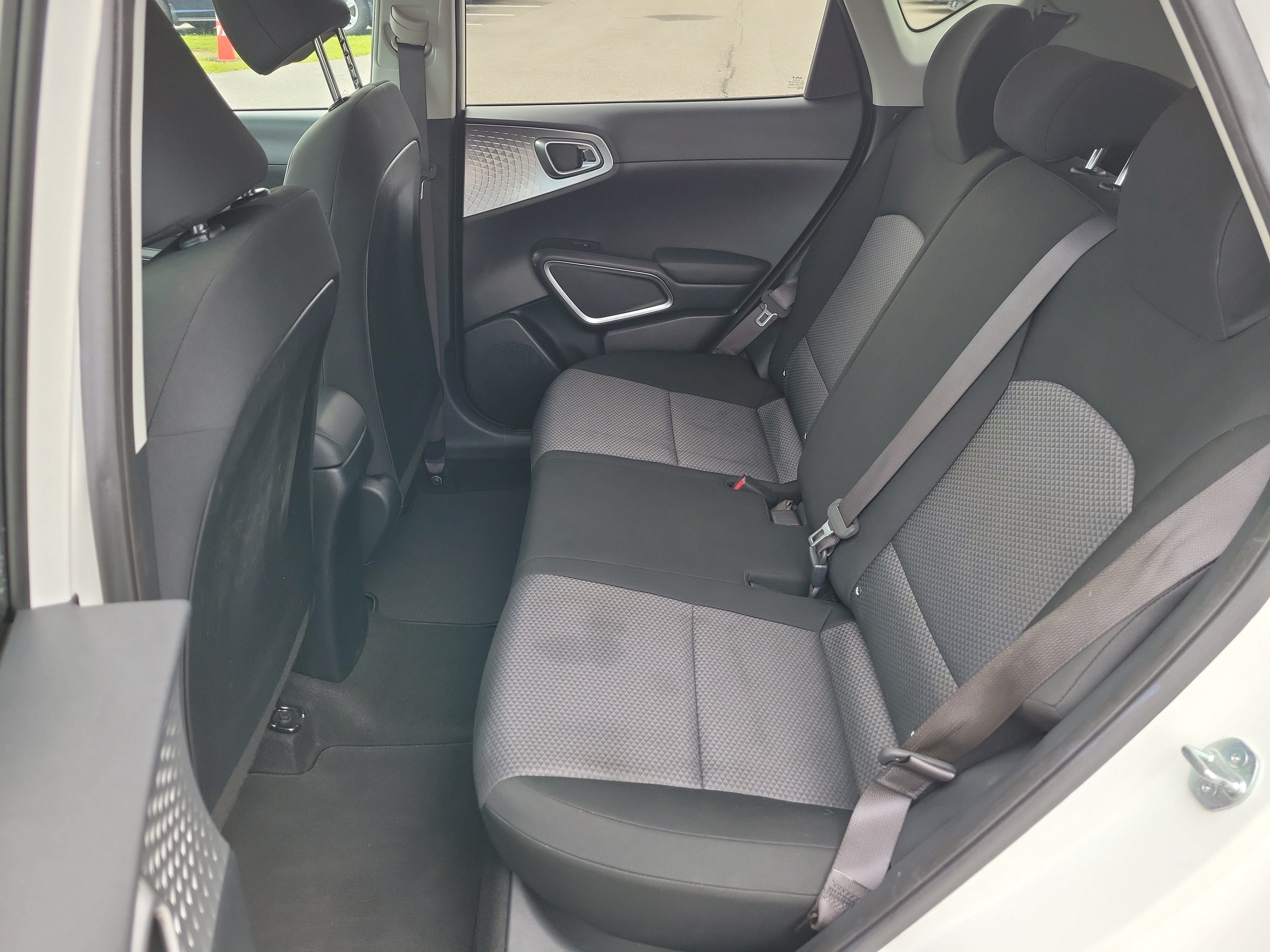 Certified 2024 Kia Soul LX w/ Option Group 015 FWD image 15