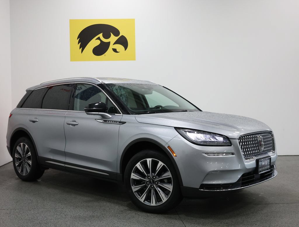Used 2022 Lincoln Corsair Reserve AWD/4WD image 2