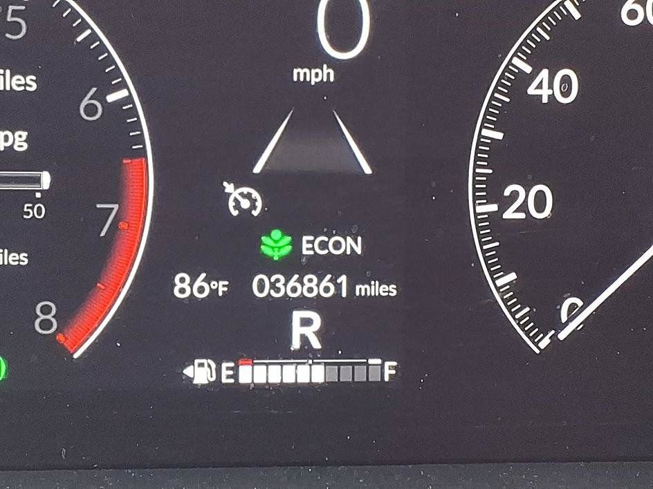 Used 2025 Honda Pilot EX-L image 36