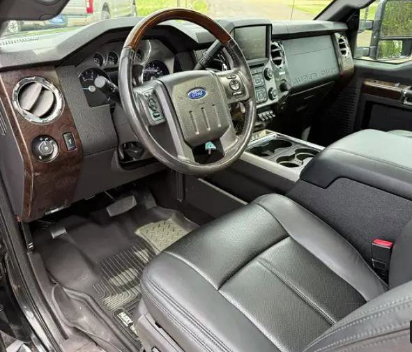 Used 2016 Ford F250 Platinum AWD/4WD image 9
