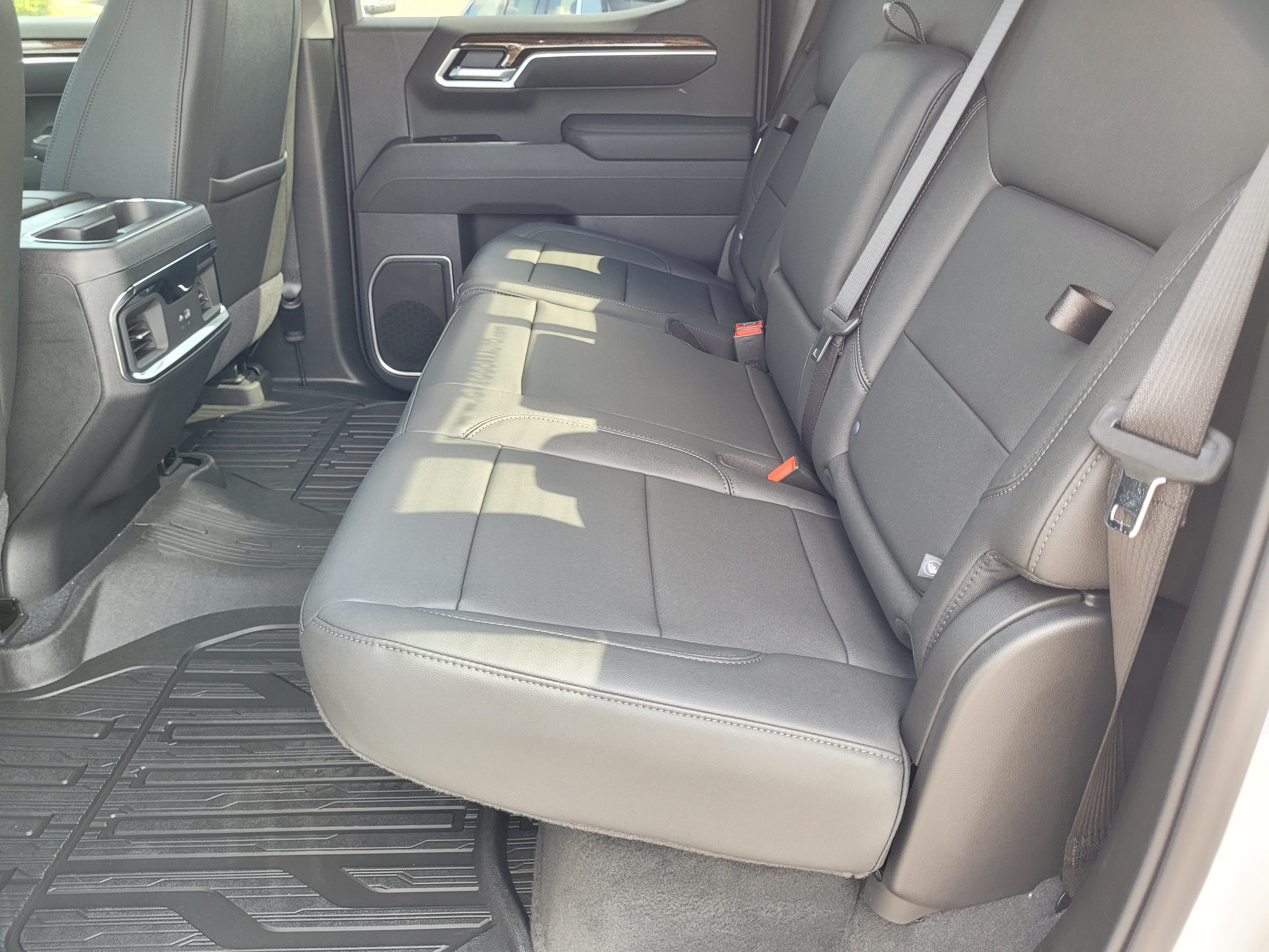 New 2026 GMC Sierra 1500 Elevation w/ Elevation Premium Package AWD/4WD image 25