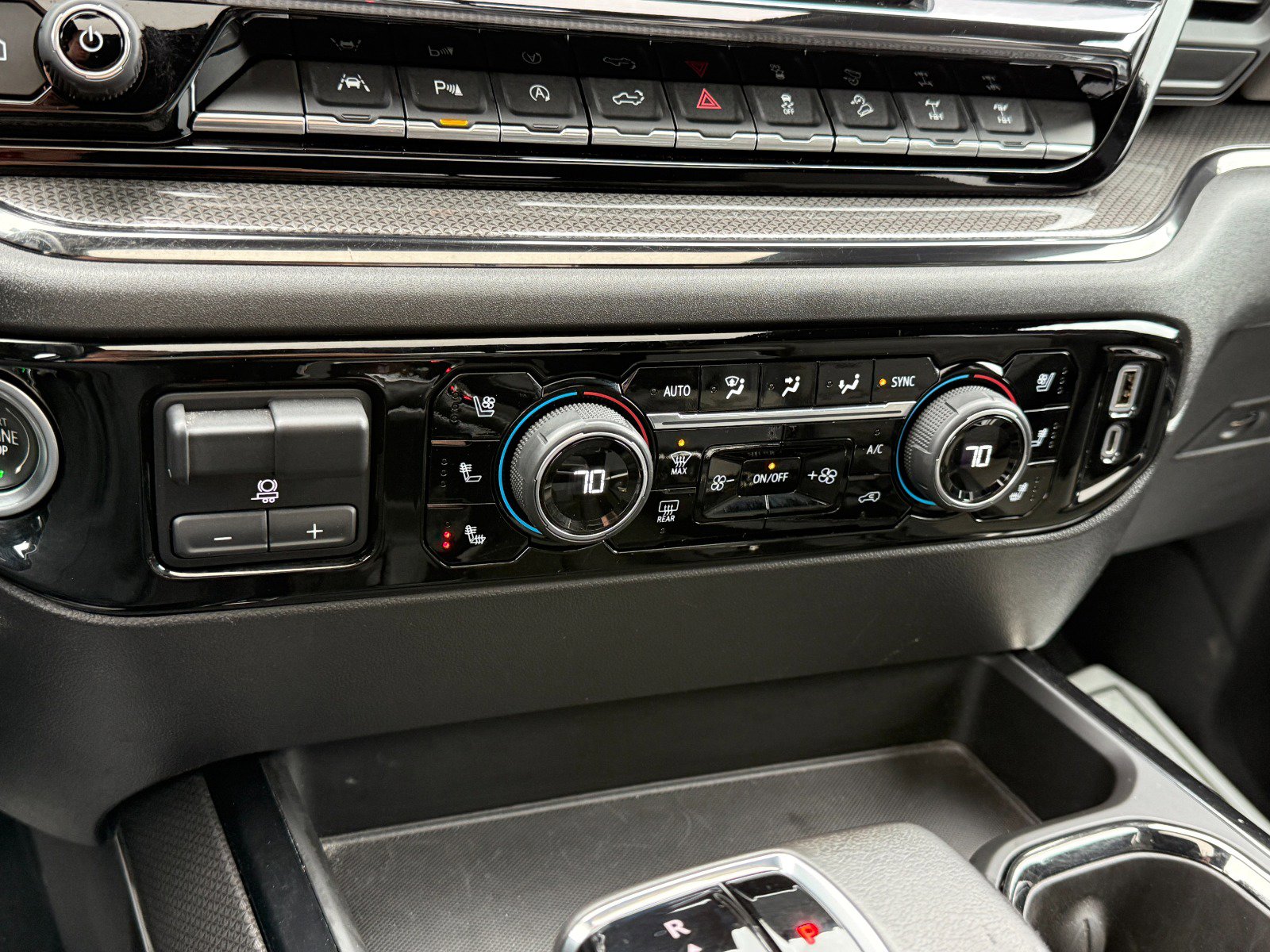 Used 2022 Chevrolet Silverado 1500 ZR2 w/ Technology Package image 36