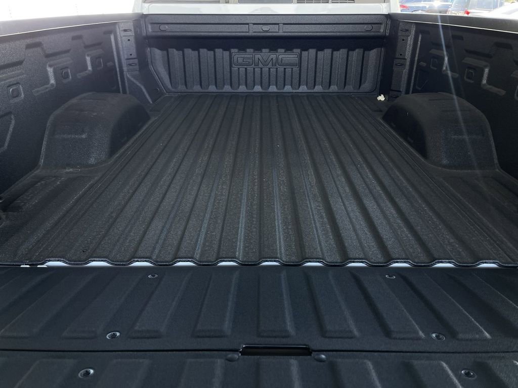 New 2026 GMC Sierra 2500 AT4 w/ AT4 Premium Plus Package AWD/4WD image 26