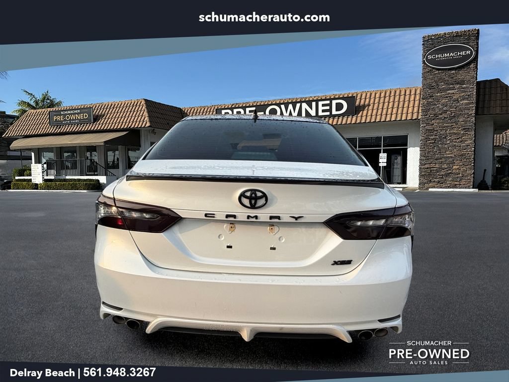 Used 2022 Toyota Camry XSE FWD image 6