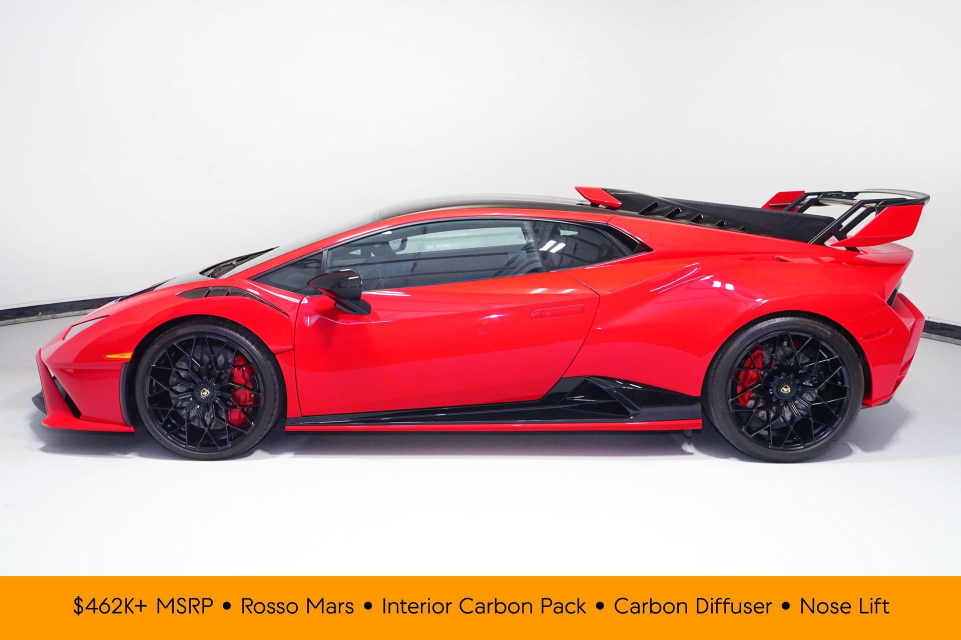 Used 2023 Lamborghini Huracan STO RWD image 5