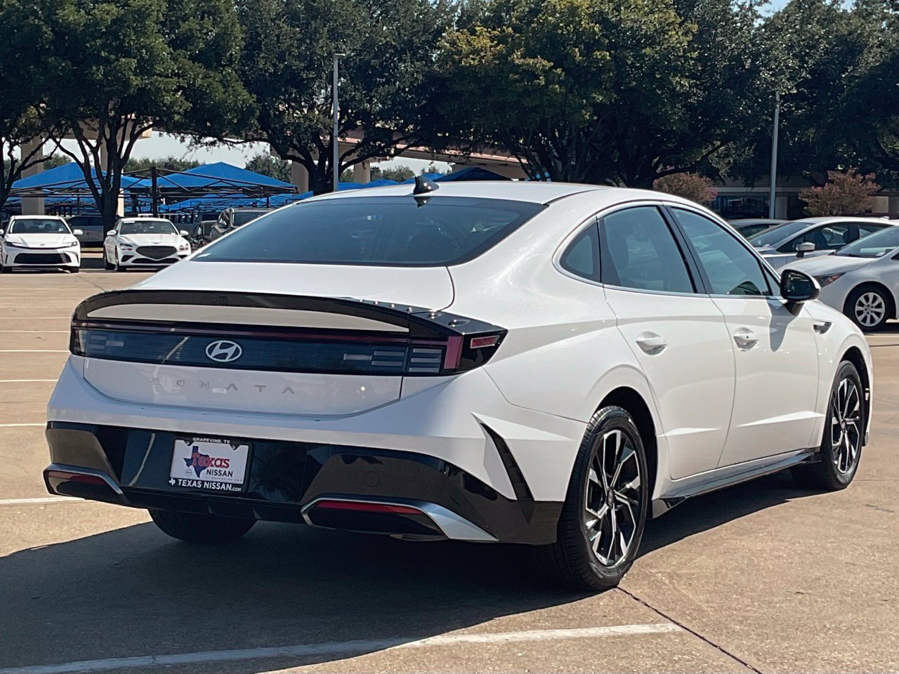Used 2025 Hyundai Sonata SEL FWD image 5
