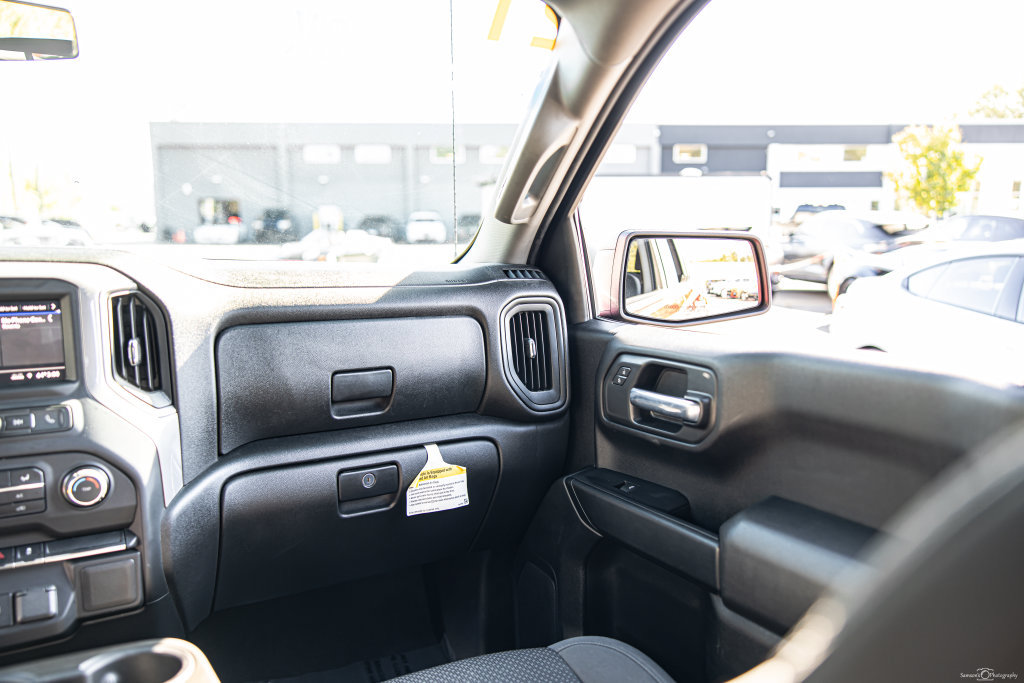 Used 2021 Chevrolet Silverado 1500 Custom Trail Boss w/ LPO, Dark Essentials Package AWD/4WD image 33