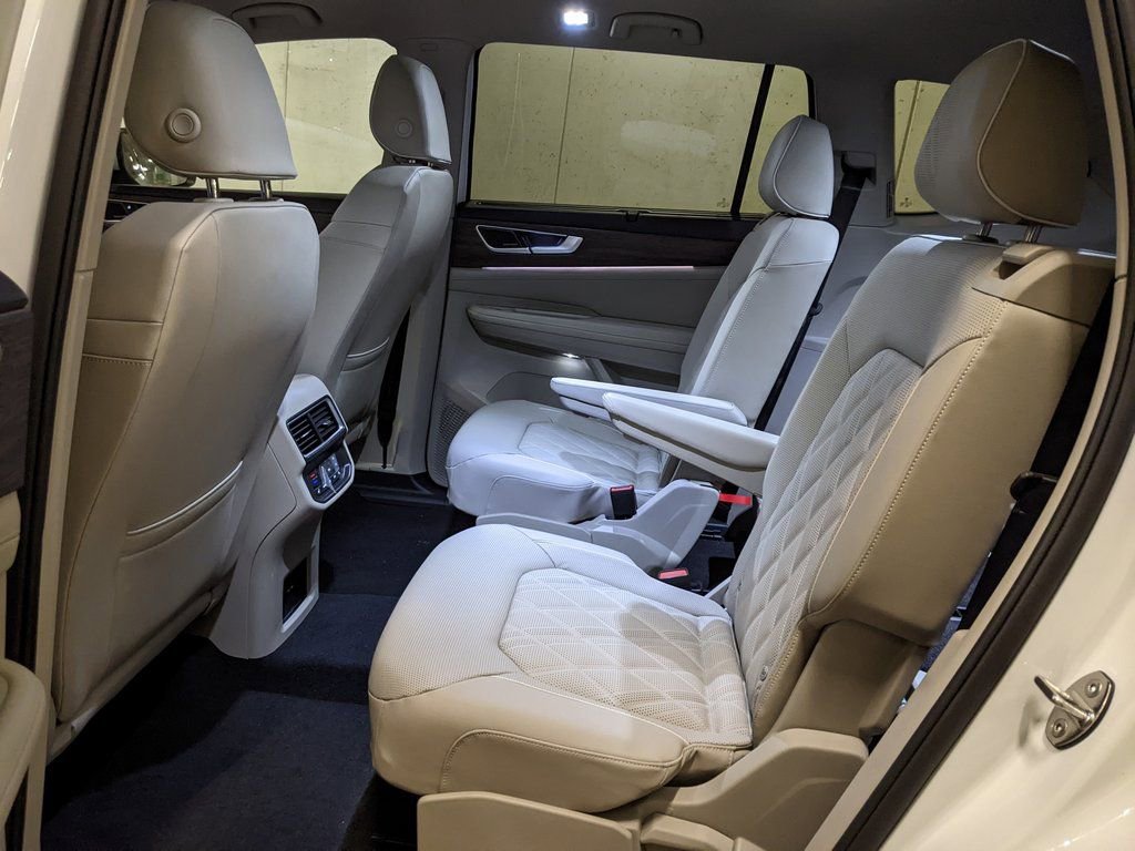 New 2026 Volkswagen Atlas SEL Premium R-Line image 23