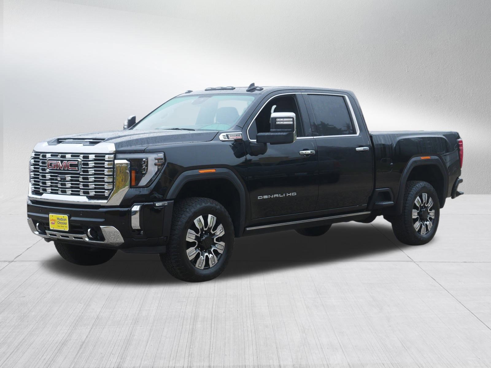 Used 2024 GMC Sierra 3500 Denali w/ Denali Reserve Package image 3